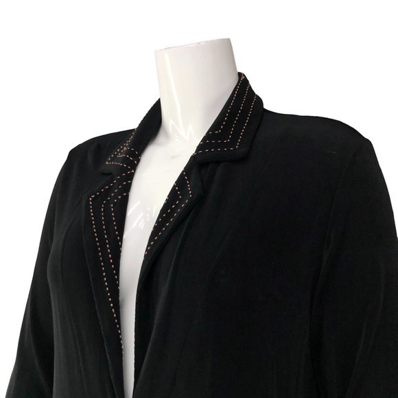 Chicos Travelers Womens Size 2 US 12 L Blazer Jacket Black Slinky Stretch Button - Picture 3 of 16
